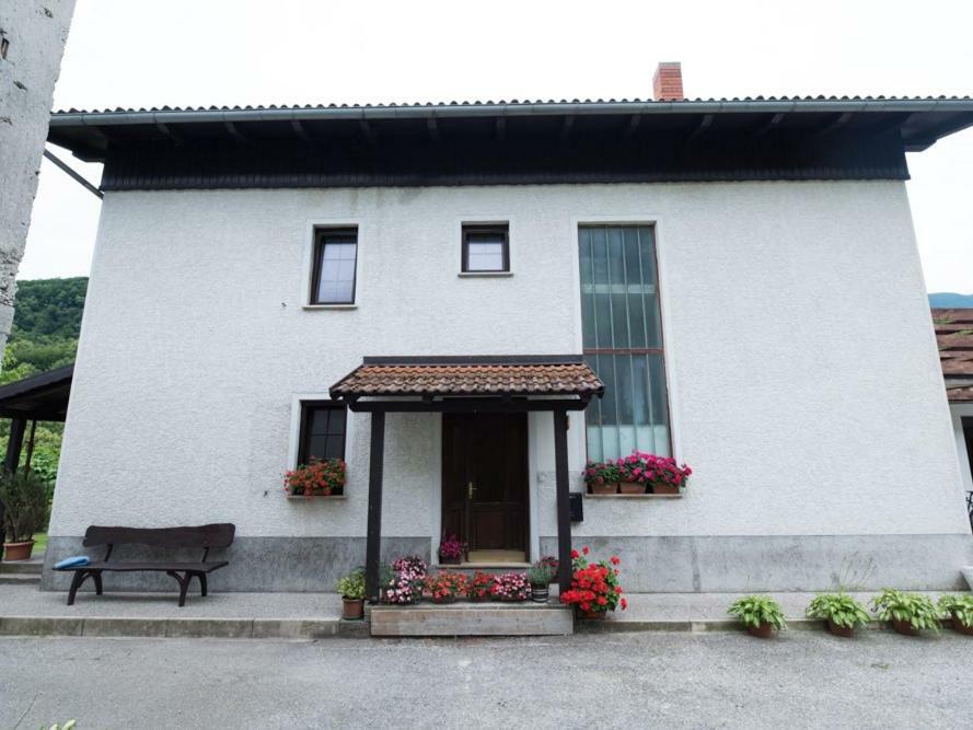 Apartma Matajurc Trnovo ob Soci Eksteriør bilde